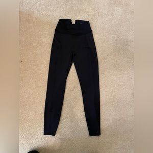 Bombshell Victory Leggings